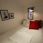 Cozy And Quiet Flat Near Avenida Da Liberdade